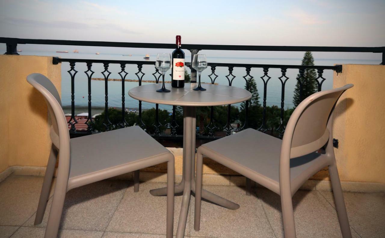 Studio with Sea View